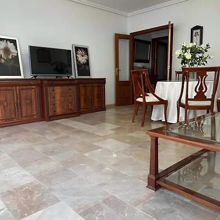 5 Caballeros Tercero Apartment *