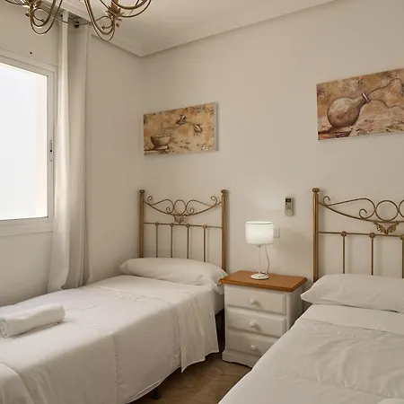 5 Caballeros Tercero Apartment